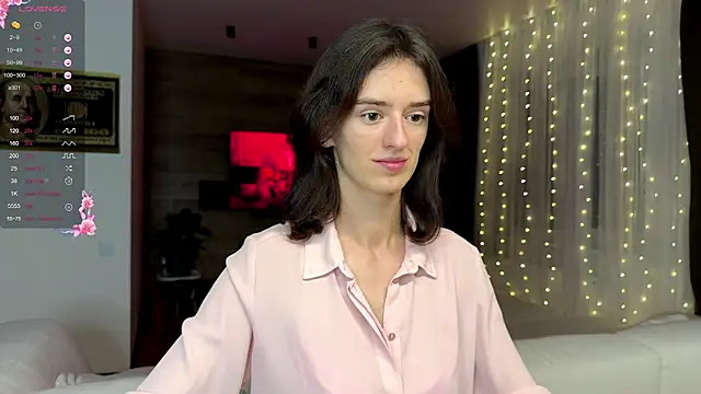 Snapshot of TwinTemptations chatting on 11/12/25, 08:52 TwinTemptations online show from 11/12/25, 08:52