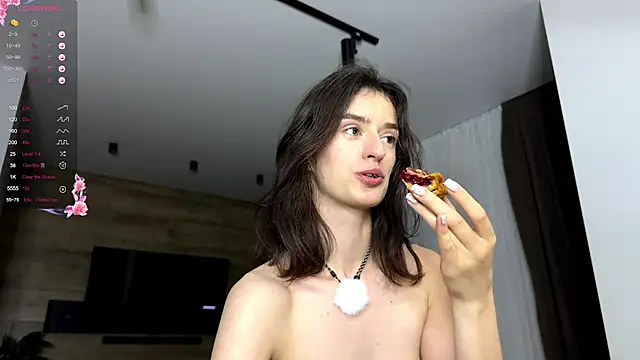 Snapshot of TwinTemptations chatting on 11/27/25, 11:18 TwinTemptations online show from 11/27/25, 11:18