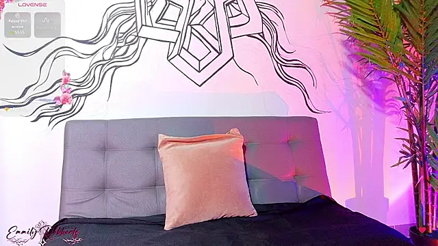 Emmi Roberts online show from 02/12/26, 12:16