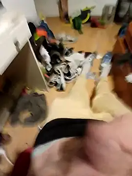 Snapshot of kredazzbigdick chatting on 11/03/25, 04:47 kredazzbigdick online show from 11/03/25, 04:47