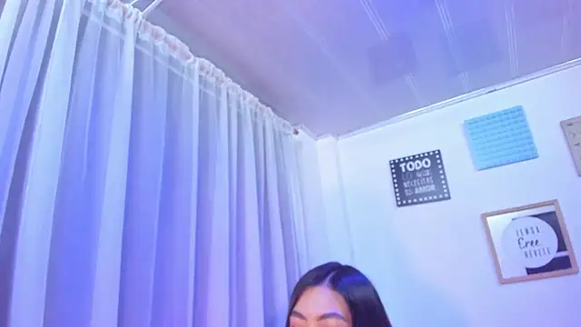 Pretty Johnson  online show from 02/14/26, 12:02