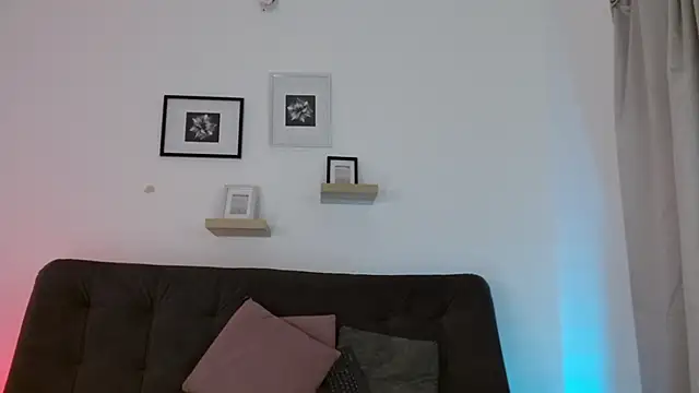 Snapshot of maxy_storm chatting on 03/17/25, 01:35 maxy storm online show from 03/17/25, 01:35