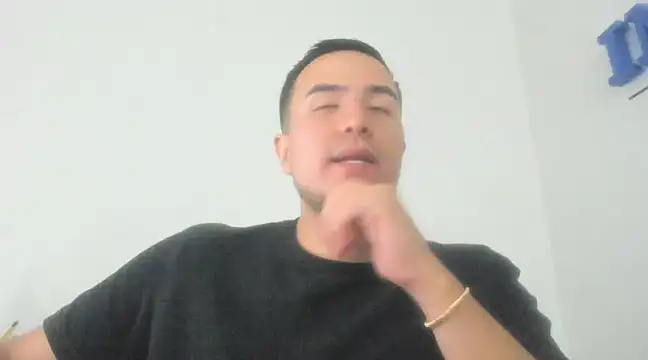 Snapshot of mr_mafla chatting on 03/22/25, 12:49 mr mafla online show from 03/22/25, 12:49