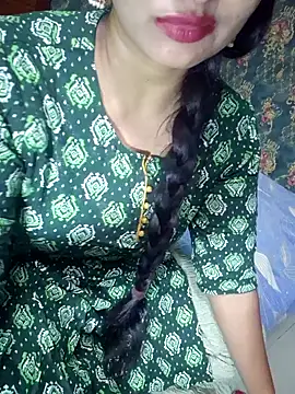 Snapshot of Shalini_telugu09 chatting on 06/15/26, 03:58 Shalini telugu09 online show from 06/15/26, 03:58