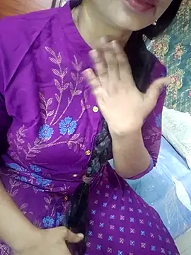 Snapshot of Shalini_telugu09 chatting on 06/16/26, 07:11 Shalini telugu09 online show from 06/16/26, 07:11