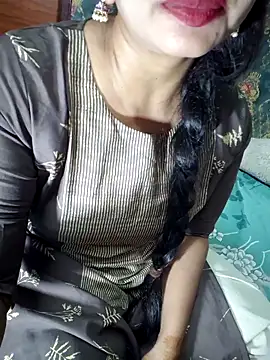 Snapshot of Shalini_telugu09 chatting on 06/27/26, 09:25 Shalini telugu09 online show from 06/27/26, 09:25