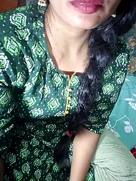 Snapshot of Shalini_telugu09 chatting on 06/29/26, 10:15 Shalini telugu09 online show from 06/29/26, 10:15