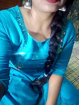 Snapshot of Shalini_telugu09 chatting on 07/23/26, 03:54 Shalini telugu09 online show from 07/23/26, 03:54