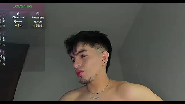 cmzo  online show from 12/05/25, 02:20