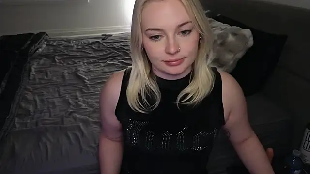 Snapshot of margot_robbie7 chatting on 05/31/26, 01:36 margot robbie7 online show from 05/31/26, 01:36