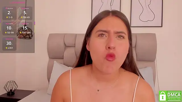 Hanna Evans   online show from 03/31/26, 01:00