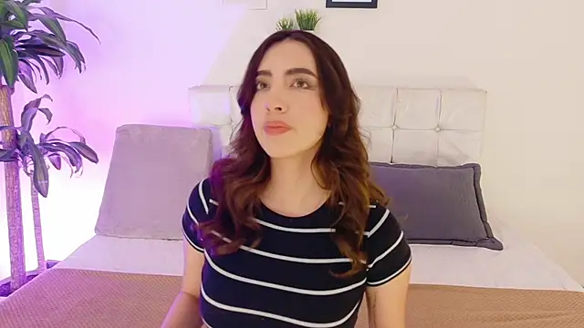 Rebbecawhite meow online show from 09/22/25, 12:51