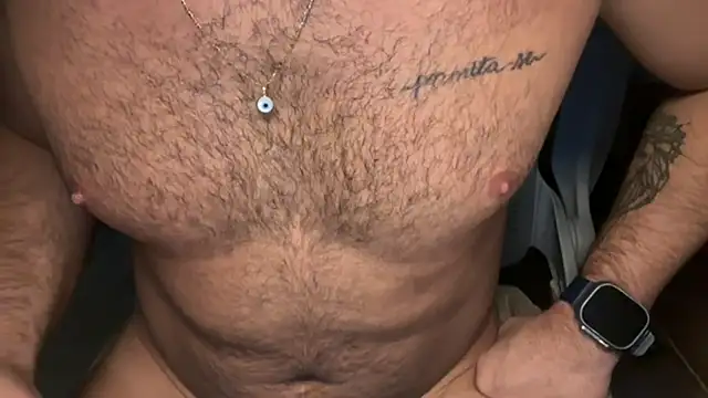 Snapshot of TopRaw3 chatting on 11/02/25, 09:28 TopRaw3 online show from 11/02/25, 09:28