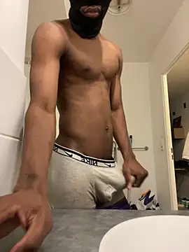 Renoirmonter online show from 02/13/26, 02:24