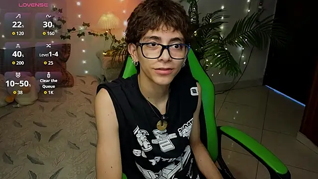 Matty Sparkk online show from 04/22/26, 01:12