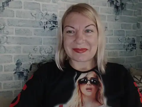 Lillia Ray online show from 11/09/25, 10:24