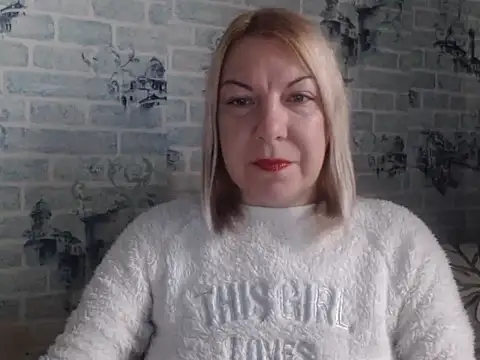 Snapshot of Lillia_Ray chatting on 12/20/25, 11:06 Lillia Ray online show from 12/20/25, 11:06