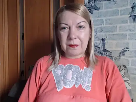 Snapshot of Lillia_Ray chatting on 02/16/26, 08:21 Lillia Ray online show from 02/16/26, 08:21