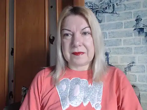 Snapshot of Lillia_Ray chatting on 03/04/26, 08:42 Lillia Ray online show from 03/04/26, 08:42