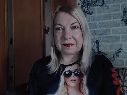 Snapshot of Lillia_Ray chatting on 04/24/26, 09:45 Lillia Ray online show from 04/24/26, 09:45