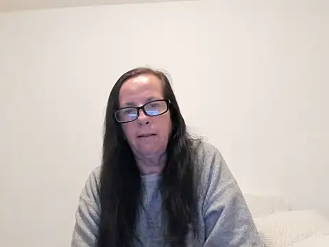 peachgoddess online show from 04/20/26, 02:47