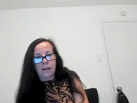 Snapshot of peachgoddess chatting on 06/16/26, 01:14 peachgoddess online show from 06/16/26, 01:14