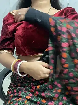 jhanvi boo online show from 06/25/26, 01:04