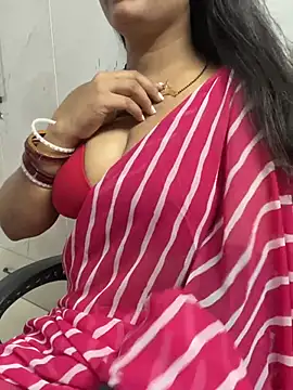 jhanvi boo online show from 06/27/26, 12:22