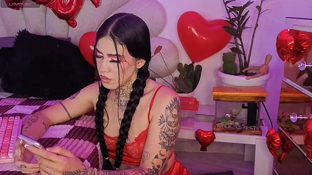 Snapshot of AnfisaLetyagho chatting on 09/21/25, 12:56 AnfisaLetyagho online show from 09/21/25, 12:56