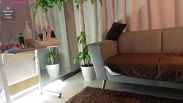 YuliethPetite online show from 11/26/25, 11:33