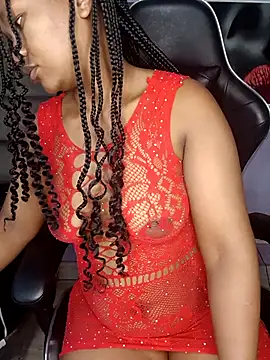 Snapshot of ShyTiny_Bae chatting on 10/14/25, 02:07 ShyTiny Bae online show from 10/14/25, 02:07