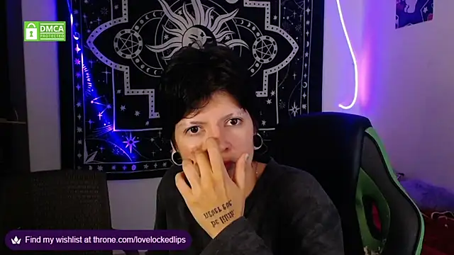 lovelockedlips online show from 10/05/25, 01:59