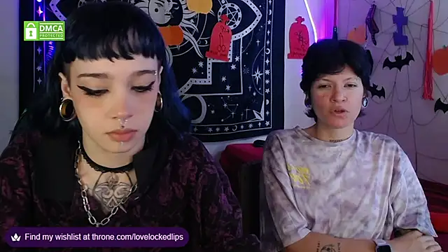 lovelockedlips online show from 10/26/25, 06:47