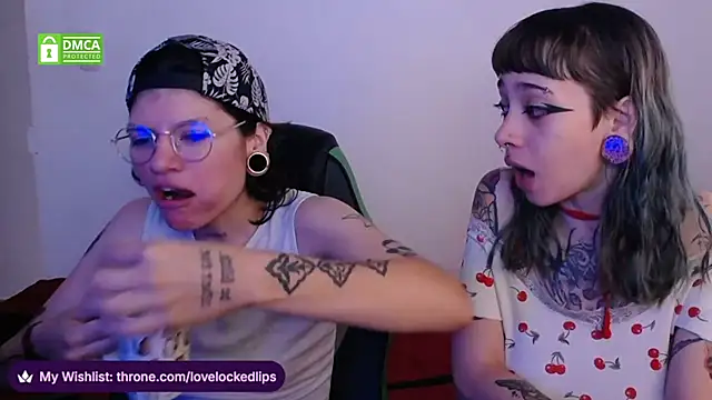 lovelockedlips online show from 04/19/26, 05:45