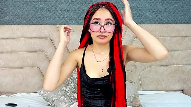 alice foxred online show from 03/22/25, 12:46