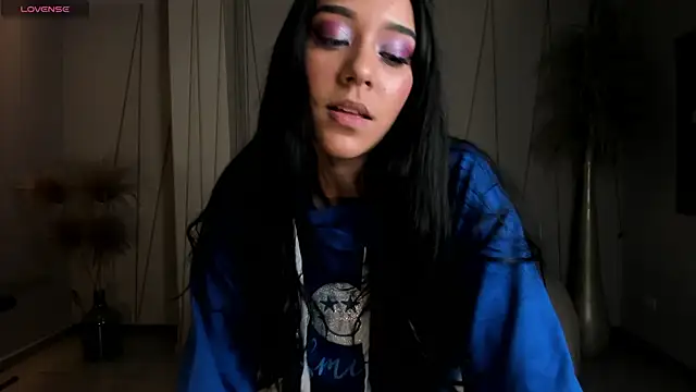 AmaliaCrus online show from 09/18/25, 08:44