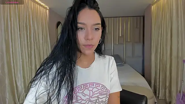 AmaliaCrus online show from 02/04/26, 08:14