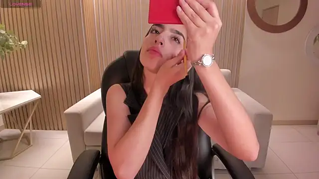 LarisaSmirnov online show from 12/20/25, 08:05