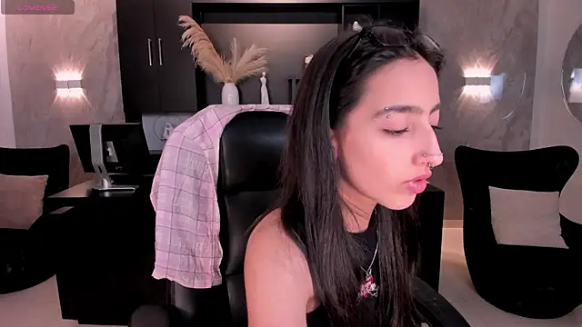 LarisaSmirnov online show from 01/16/26, 04:16