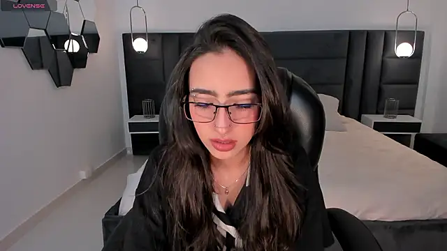 LarisaSmirnov online show from 02/01/26, 03:38