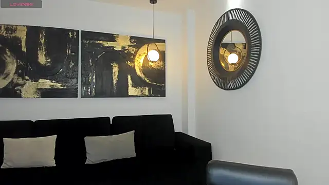 MaiaCollins online show from 04/22/26, 06:09