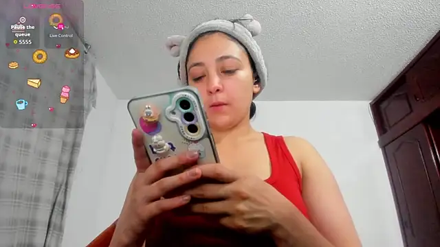 xx chloesex online show from 03/19/26, 01:09