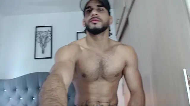Snapshot of Maximiliano_ford chatting on 03/16/25, 07:17 Maximiliano ford online show from 03/16/25, 07:17