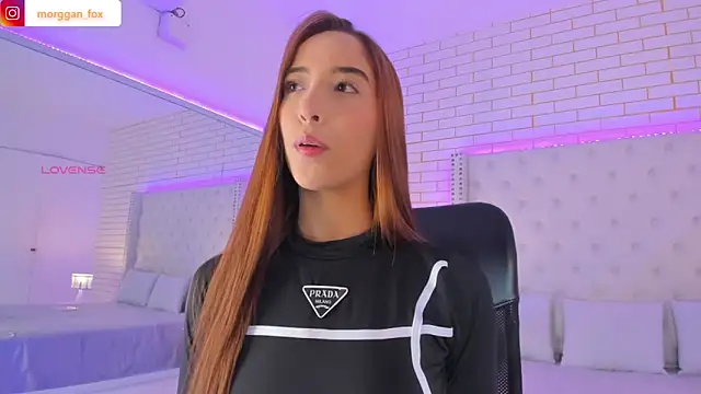 Morggan Fox  online show from 10/28/25, 04:16