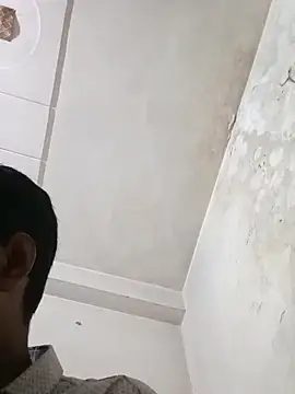 Snapshot of vikesh05 chatting on 12/01/25, 07:41 vikesh05 online show from 12/01/25, 07:41