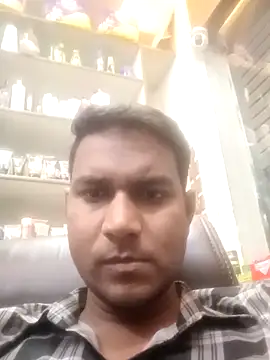 Snapshot of vikesh05 chatting on 05/13/26, 09:00 vikesh05 online show from 05/13/26, 09:00