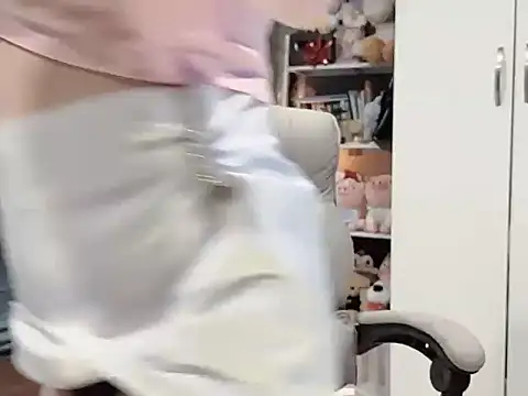 Nabiii6868 online show from 04/17/26, 05:21