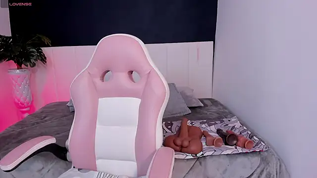 loress ass mature online show from 03/12/26, 06:36