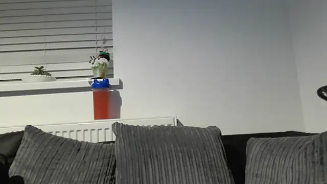 Snapshot of Sizzling_Indie36 chatting on 10/05/25, 10:18 Sizzling Indie36 online show from 10/05/25, 10:18