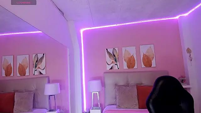 Molly h0t online show from 03/16/26, 12:20